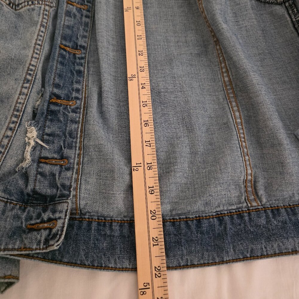 STS Blue women's distressed denim jacket, size Small. - Picture 6 of 13